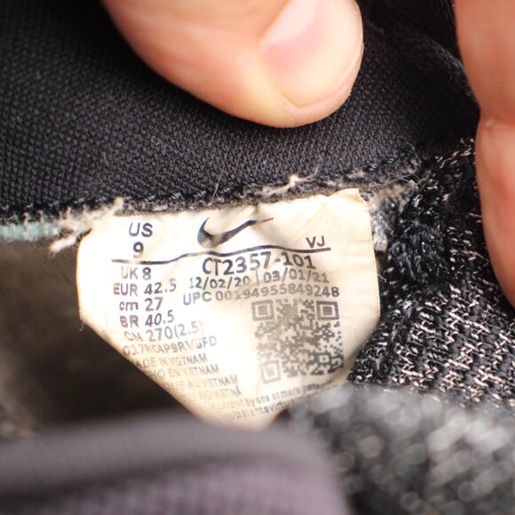 Nike React Infinity Run Flyknit 2 Men's Size 9 Black Gray Athletic CT2357-101 - Picture 3 of 9